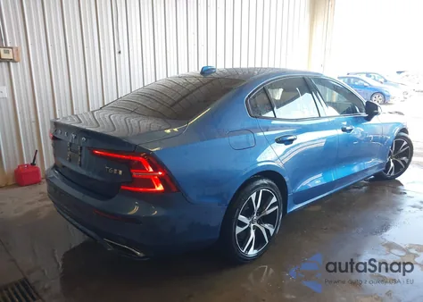 2020 Volvo S60 T6 R-Design из США, поврежденный, VIN 7JRA22TM5LG036434